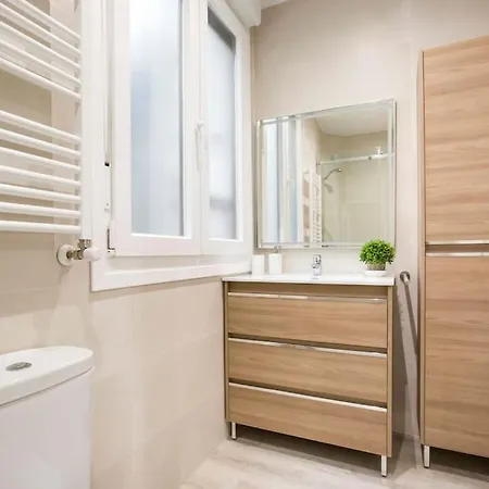 Piso En El Centro De Bilbao, Frente A La Alhondiga Appartement Buitenkant foto